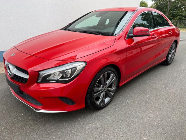 Mercedes-Benz CLA 180 CLA -Klasse CLA 180,Teilleder,Navi