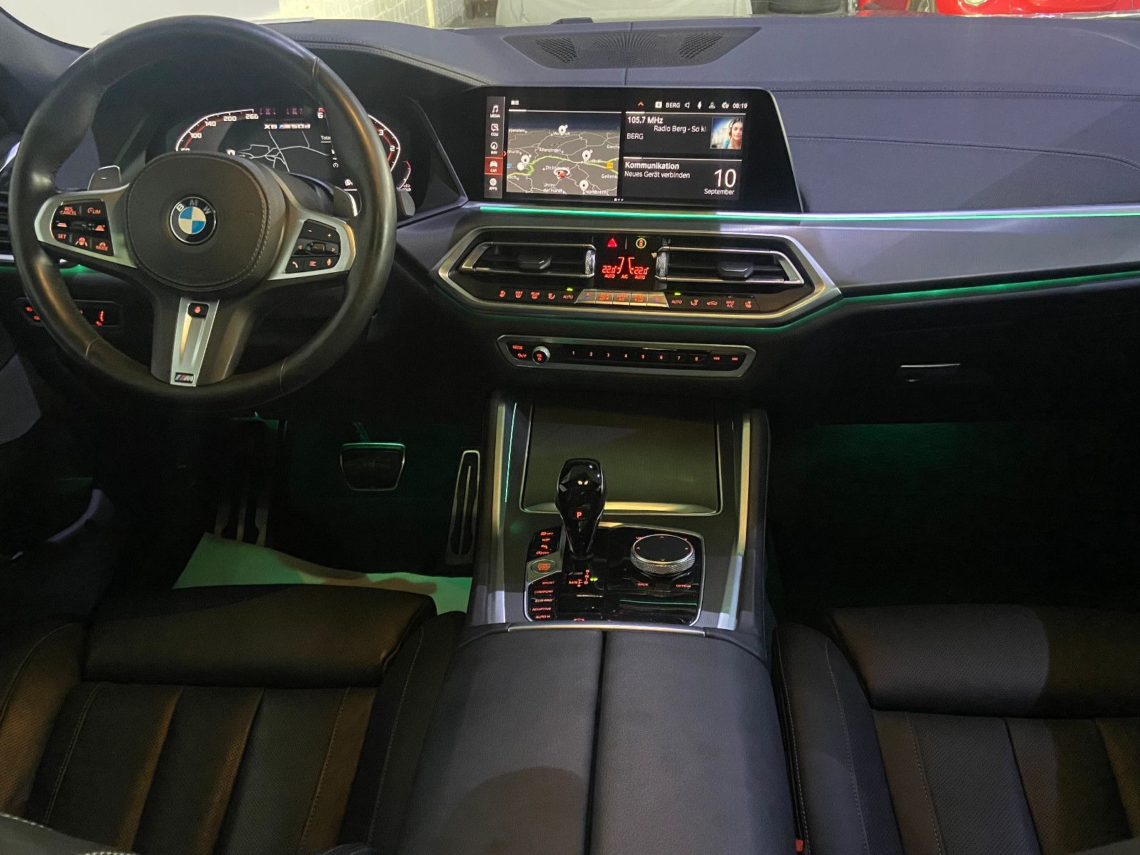 Fahrzeugabbildung BMW X6 M50 d, Pano, Laser, ACC, HUD, Navi