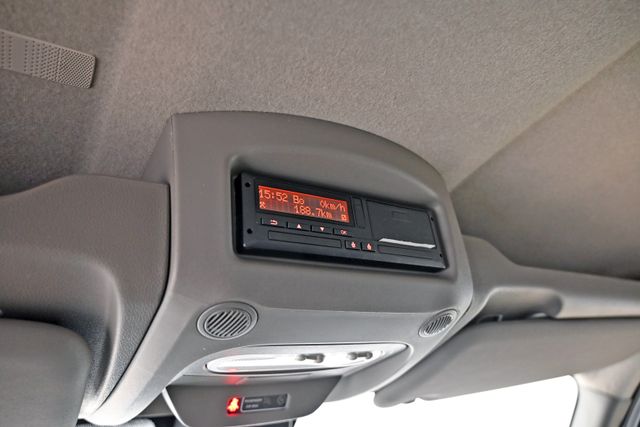 Fahrzeugabbildung Renault Master dCi 150 PS Kasten L3H2 AHK Klima #23T047