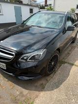 Mercedes-Benz E 220 BlueTEC  7  sitzer  - Mercedes-Benz E 220: Beige