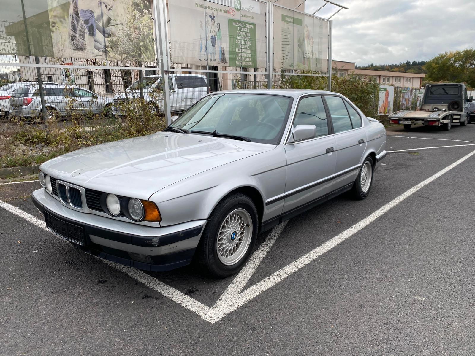 BMW 520I. H-Kennzeichen