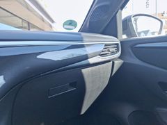 Fahrzeugabbildung Opel Corsa F e Ultimate Pano, RFK, Tot-Winkel-Warner