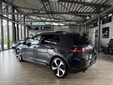 Volkswagen Golf GTI Performance DSG*PANO*AHK*ACC*NAVI* - Gebrauchtwagen in Solingen