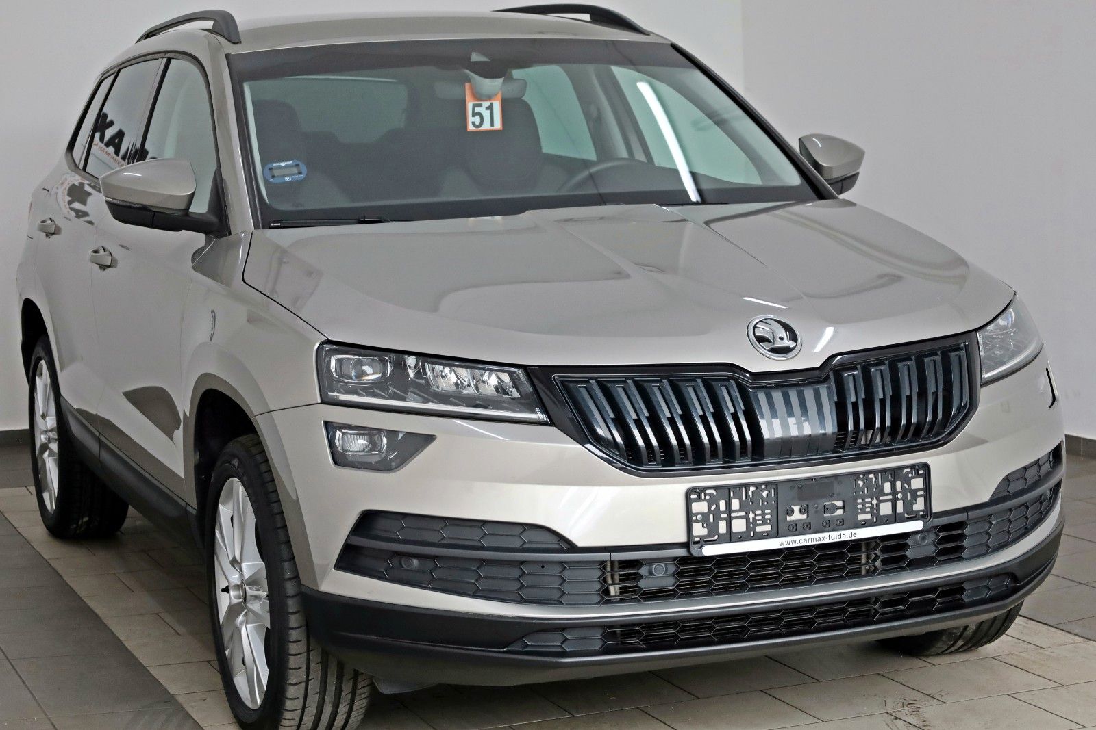 Fahrzeugabbildung SKODA Karoq Style Navi,LED,Kamera,SH,PDC,SR+WR,AHK