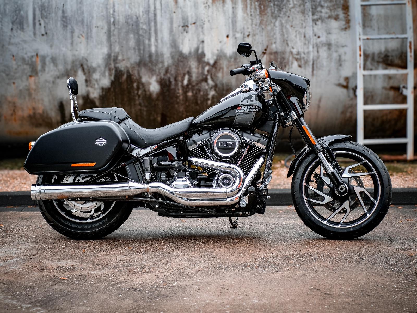Harley-Davidson FLSB Sport Glide 107 -J&H- Sissybar-1.Hand-208km