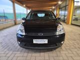 Ford Fiesta 1.4 TDCI 68CV 5P. - Ford Fiesta aus 2004: Tdci