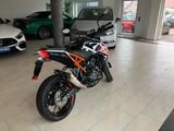 KTM 125 DUKE mit ABS - KLEINKRAFTRAD