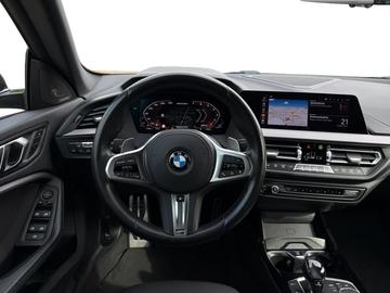 صورة 10 لـ 2020 BMW M235