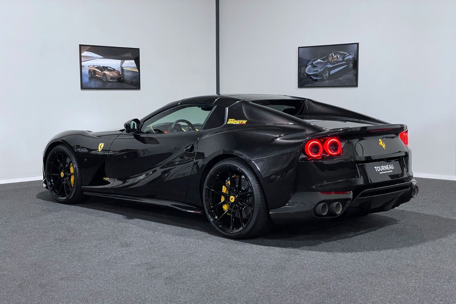 Fahrzeugabbildung Ferrari 812 GTS - FULL CARBON