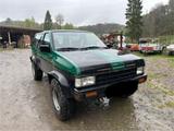 Nissan Nissen Terrano 2.4 Benzin - Nissan Terrano Gebrauchtwagen
