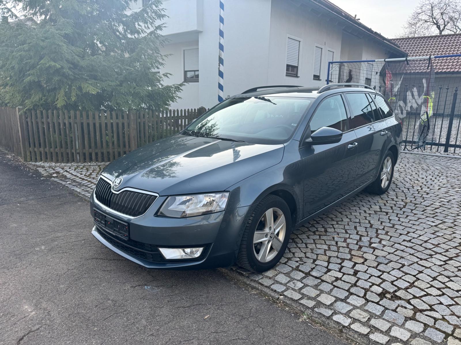 Skoda Octavia 1.6 TDI 81kW Active  lückenlos schekheft