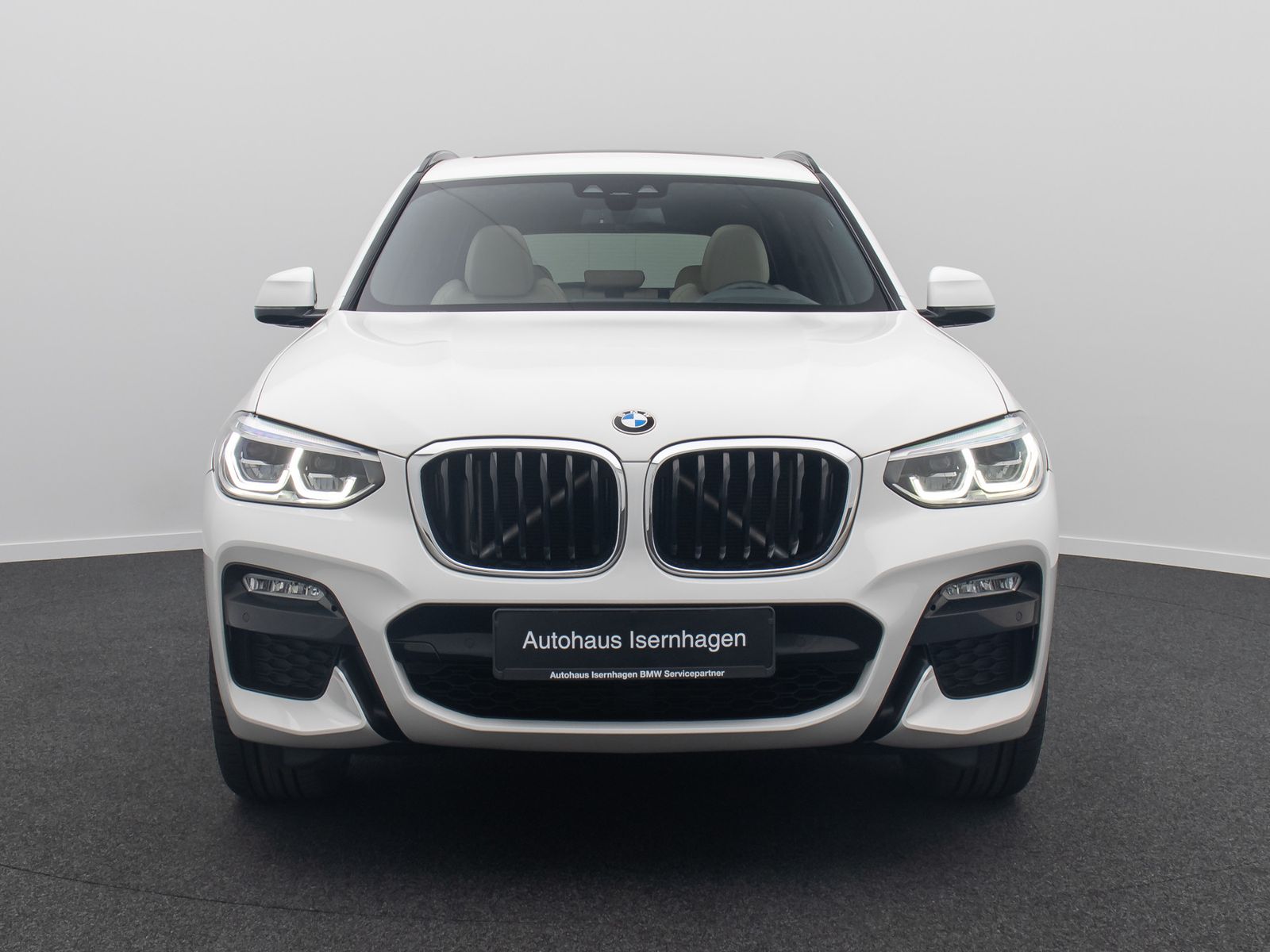 Fahrzeugabbildung BMW X3 xD20d M Sport Kamera Panorama HUD DAB HiFi