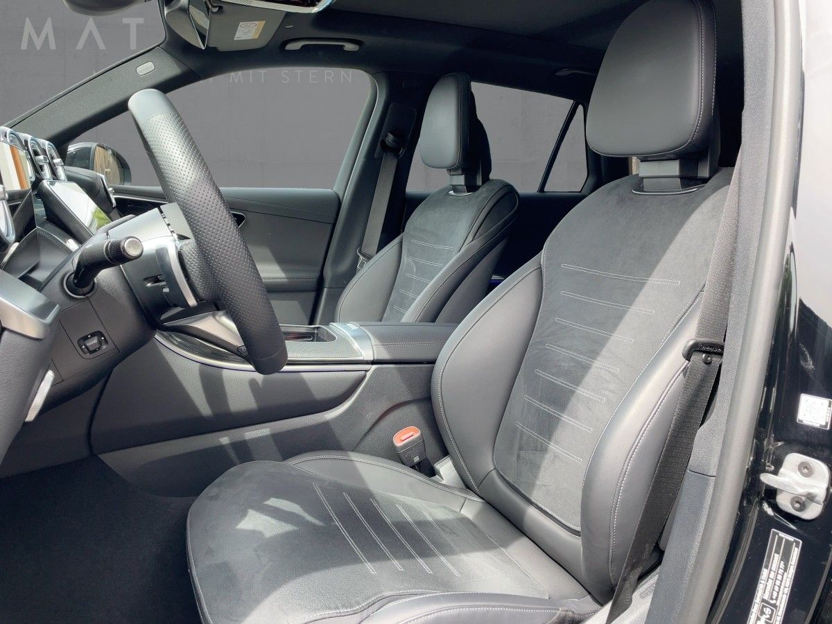 Fahrzeugabbildung Mercedes-Benz GLC 220 d 4M AMG/Night/Kamera/Pano/AHK