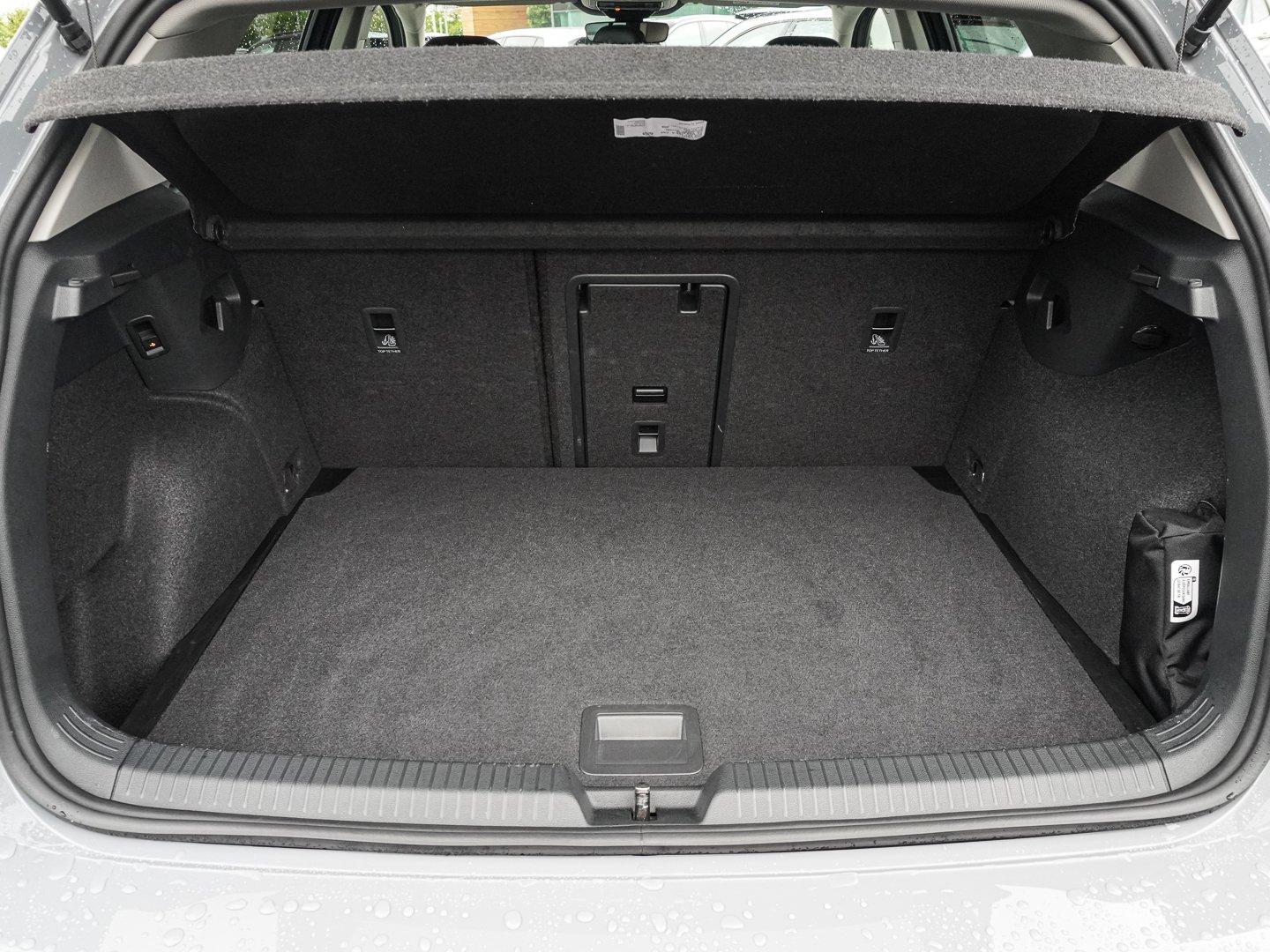 Volkswagen Golf 2.0 TDI DSG Life Energy AHK NAVI LHZ ACC SH, миниатюра 16