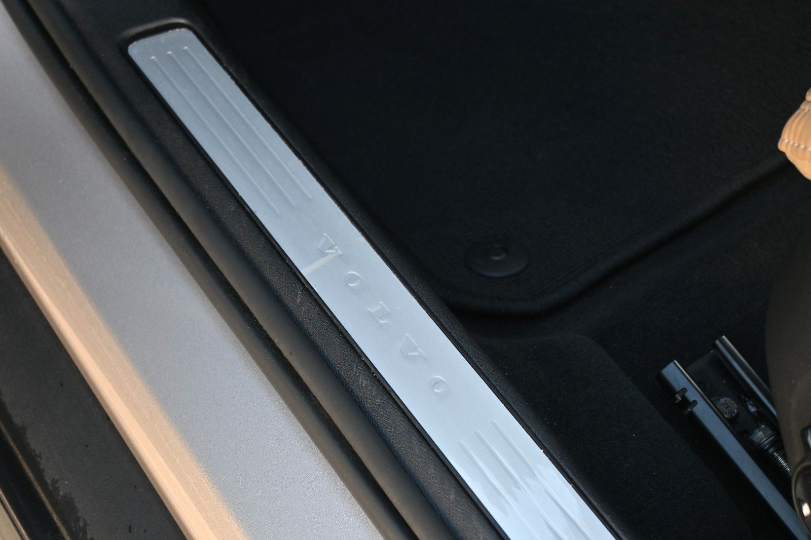 Fahrzeugabbildung Volvo V60 CC B4D AWD Ultimate*LED*PANO*360*H&K*MASSAGE