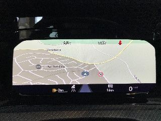 Fahrzeugabbildung Volkswagen Golf VIII Lim. R-Line LED Navi DAB ACC