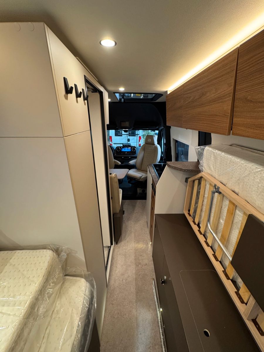 Fahrzeugabbildung Bürstner Habiton Mercedes HMX 6.0 Allrad 4x4 Schlafdach !