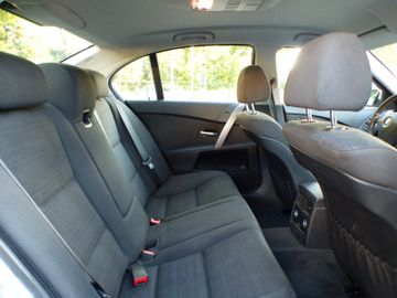 BMW 525 - 12