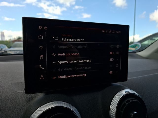 Q2 35 TFSI advanced, AHK, Klima, LED-Scheinwerfe