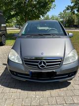 Mercedes-Benz A 150 - - Mercedes-Benz A 150 mit Panoramadach