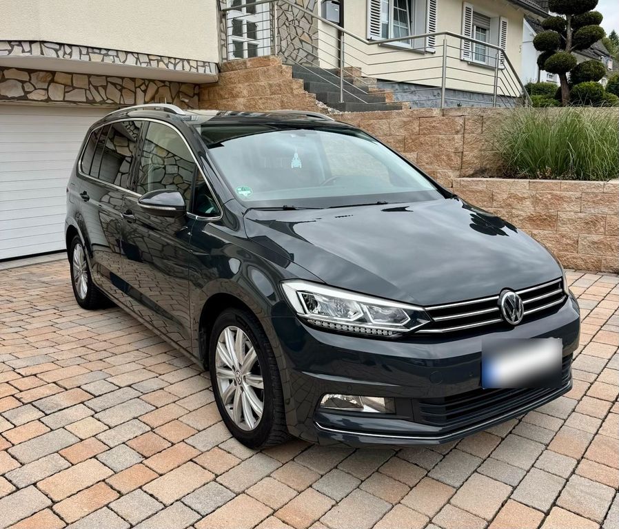 Image of Volkswagen Touran