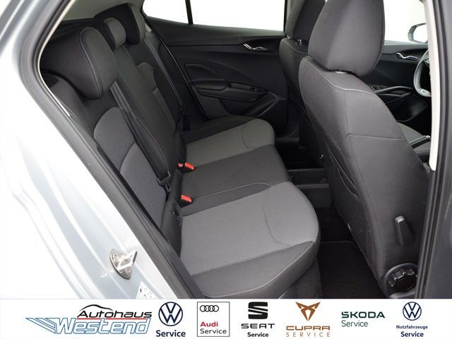 Fahrzeugabbildung SKODA Fabia Ambition 1.0l 48kW 5-Gang LED Navi Klima