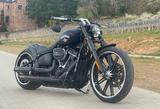 Harley-Davidson BREAKOUT FXBRS 2019 CUSTOM AIR RIDE 5HD - HARLEY-DAVIDSON LÜBECK