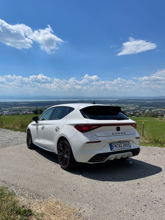 Image of Cupra Leon