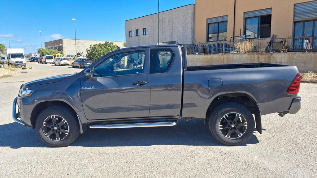 Toyota Hilux