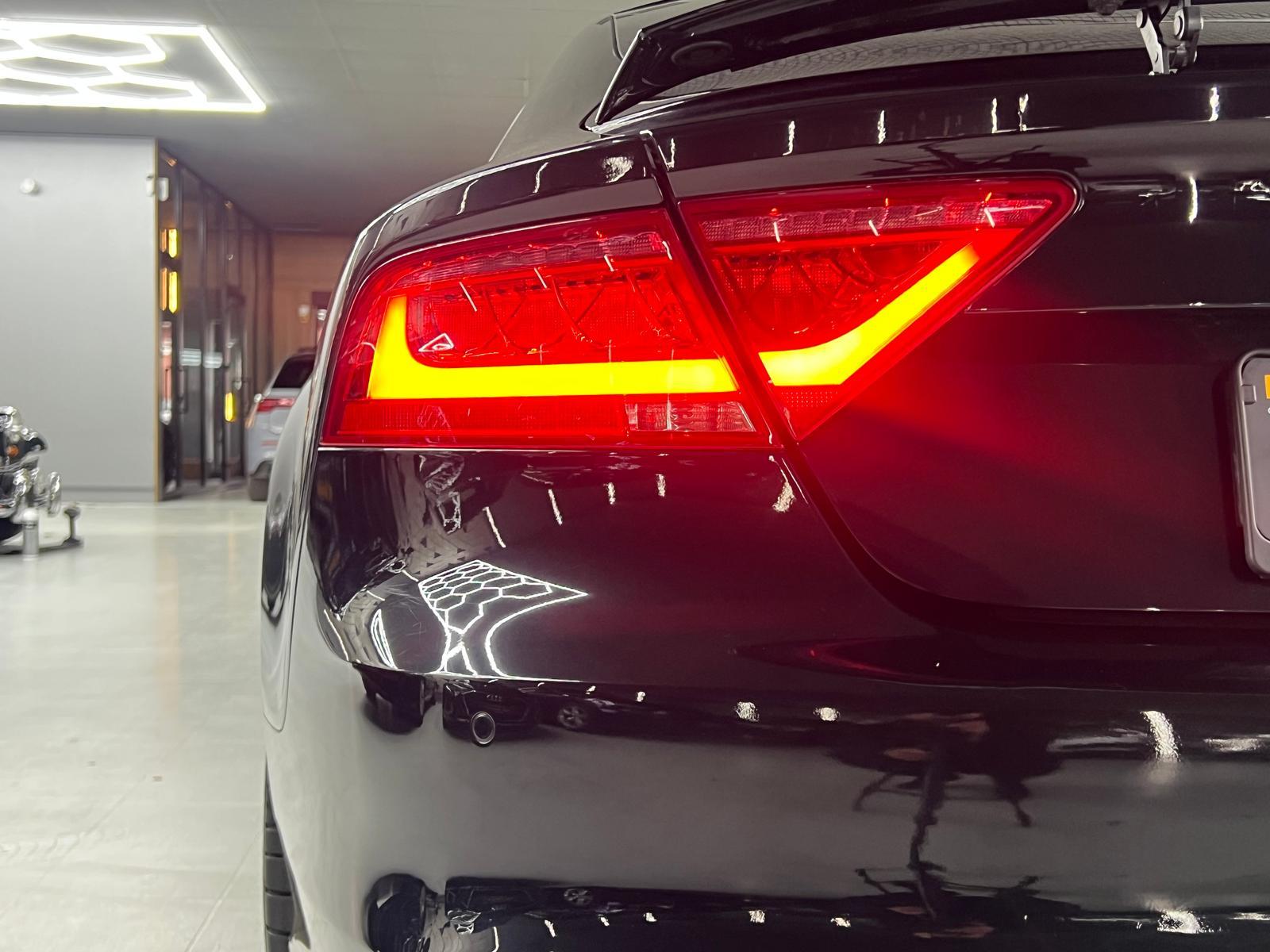 AUDI A7 3.0 TDI SPORTBACK QUATTRO S LINE / CUIR / CAMÉRA 313 CH BVA - HAYON ÉLECTRIQUE - VOLANT EN CUIR - SELLERIE CUIR
