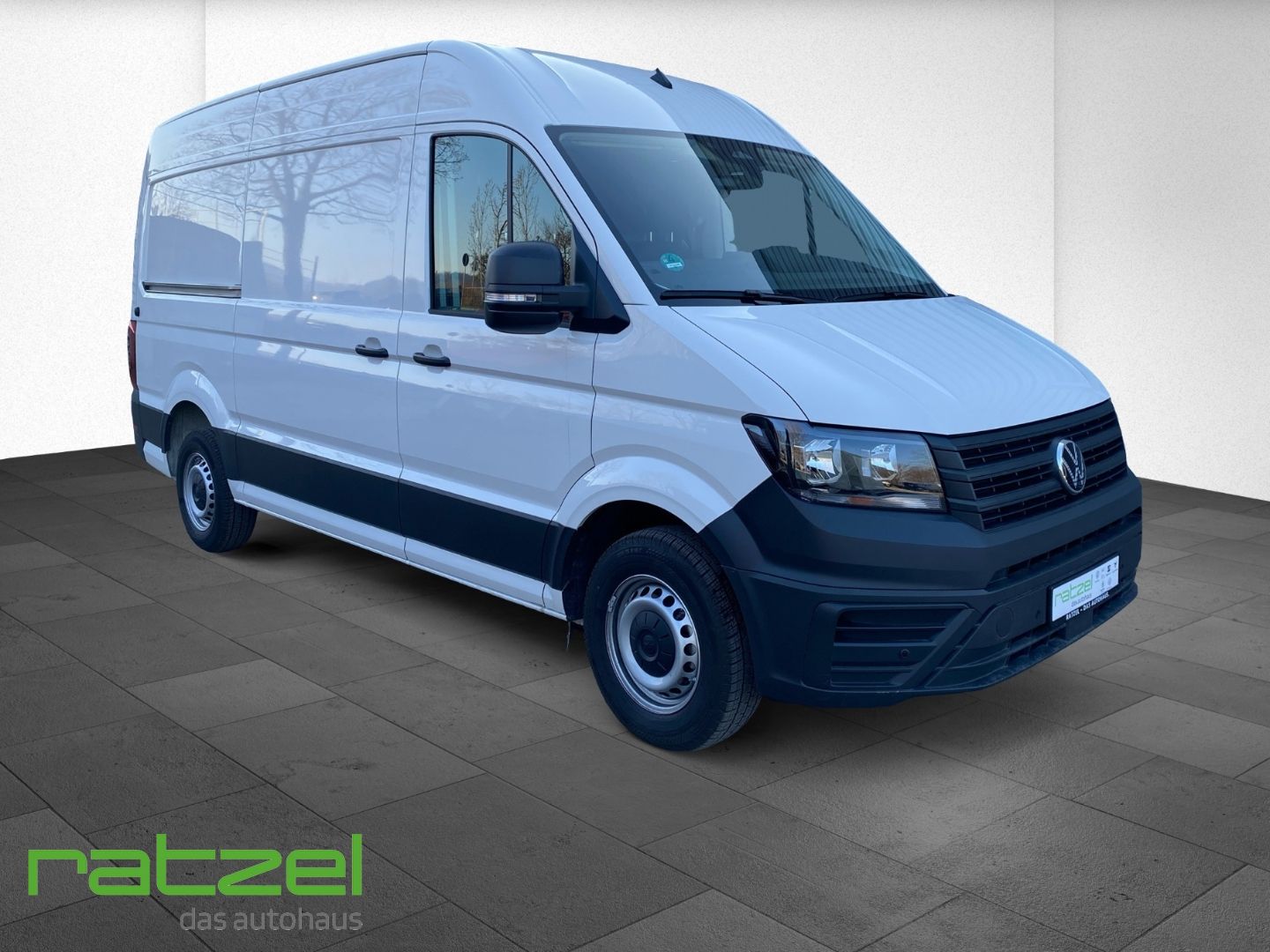 Fahrzeugabbildung Volkswagen Crafter 35 HD Kasten MR -36% auf UPE
