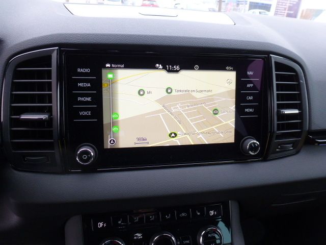 Fahrzeugabbildung SKODA Karoq Sportline 1.5 TSI ACT + wenig Kilometer