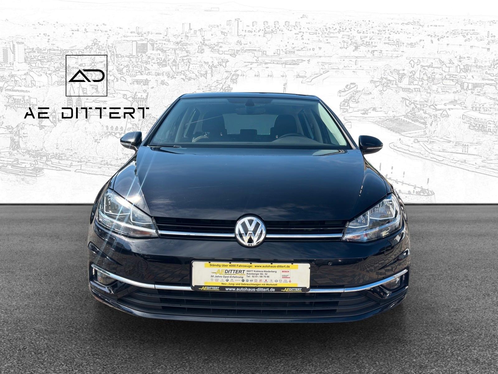 Volkswagen Golf VII Lim. Comfortline +Navi+Shz+