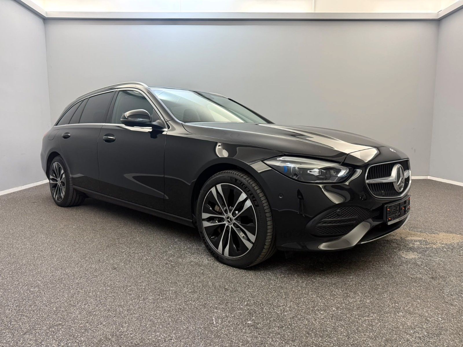 Mercedes-Benz C 300 e T Avantgarde*Pano*Kam*Digi-Light*AHK* imagem 3