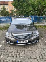 Mercedes-Benz E 200 BlueEFFICIENCY -Renter Auto - gebrauchte Mercedes-Benz E 200 aus dem Jahr 2009