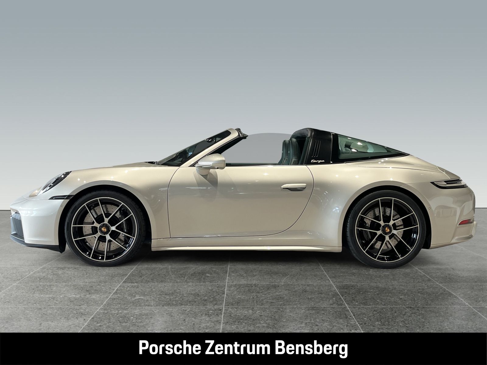 Porsche 911 Targa 4 GTS imagem 2