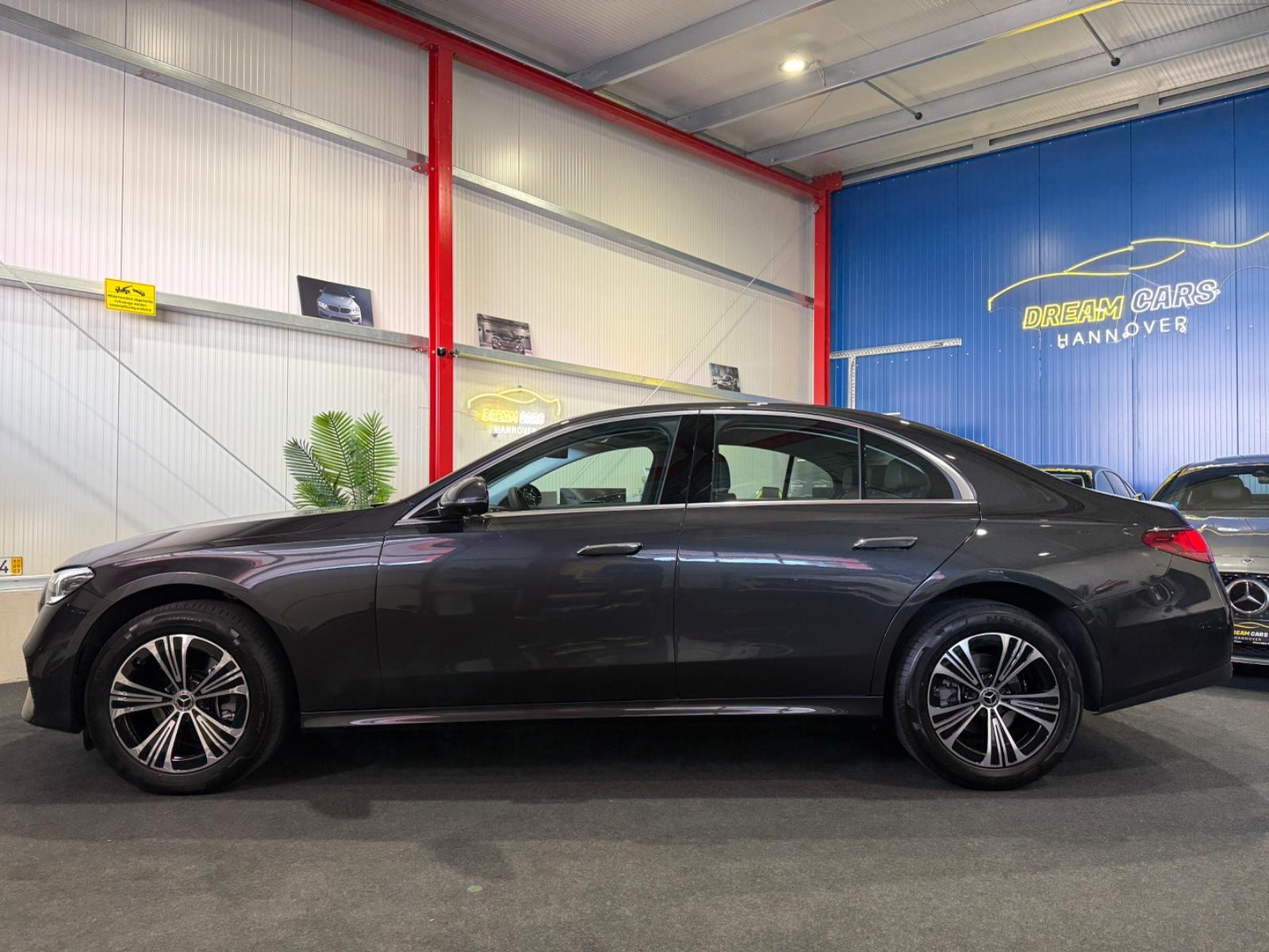 Mercedes-Benz E-Class Limousine Edition Avantgarde Advanced Plus, миниатюра 2