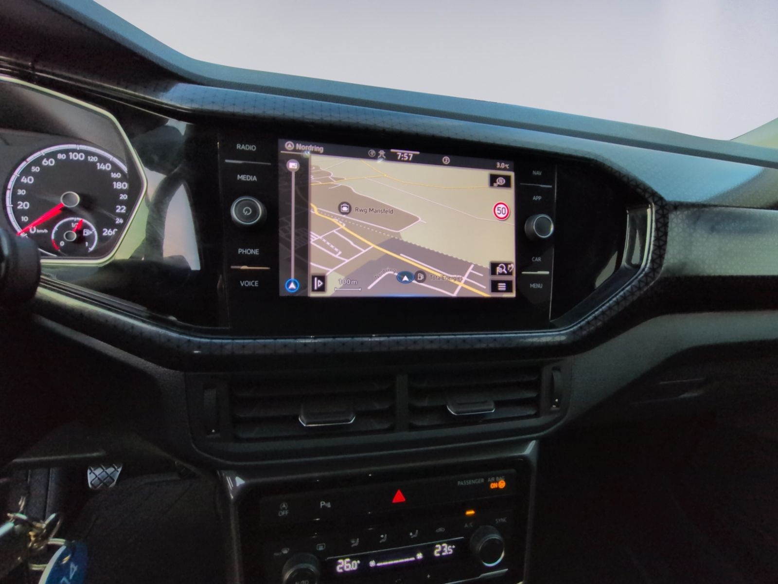 T-Cross 1.0 TSI Style SHZ+LED+PDC