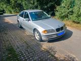 BMW 318i e46 Limousine - BMW 318 aus 1999: 318i E46
