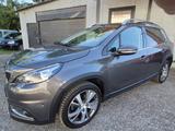 Peugeot 2008 Allure PanoramaDach Kamera Navi Xenon - Peugeot in München
