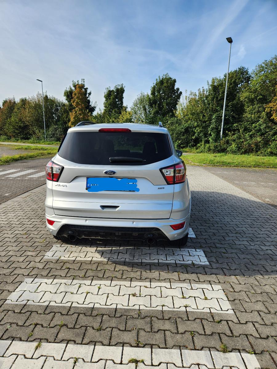 Ford Kuga 2,0 TDCi 4x4 132kW ST-Line PowerShift S...