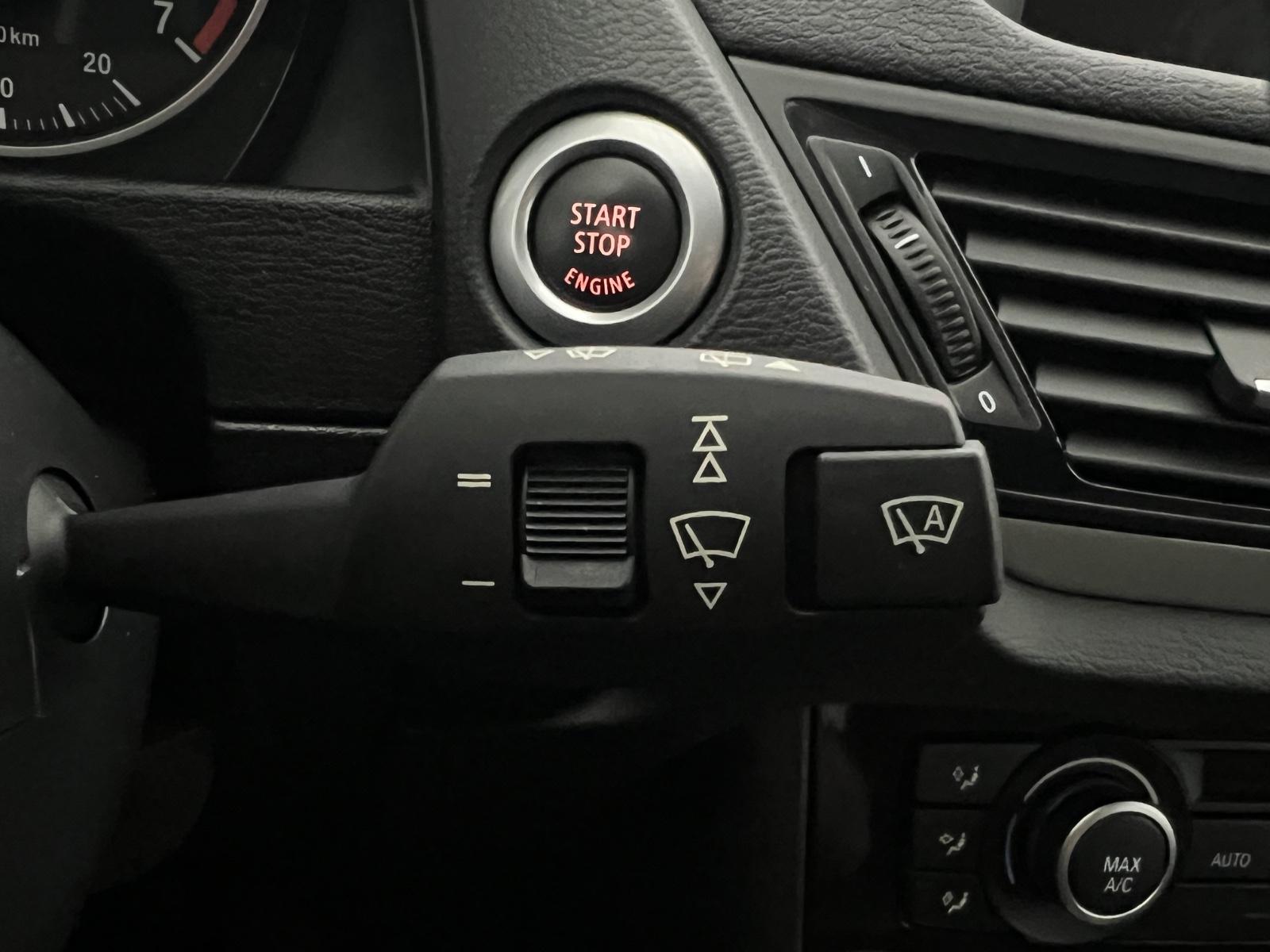 BMW X1 sDrive 20i / 1.HD / NUR 58.tKM / XENON / NAVI