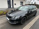 Skoda Octavia Combi 1.0 TSI DSG Pano ACC AHK NAVI KAM - Skoda Octavia von privat