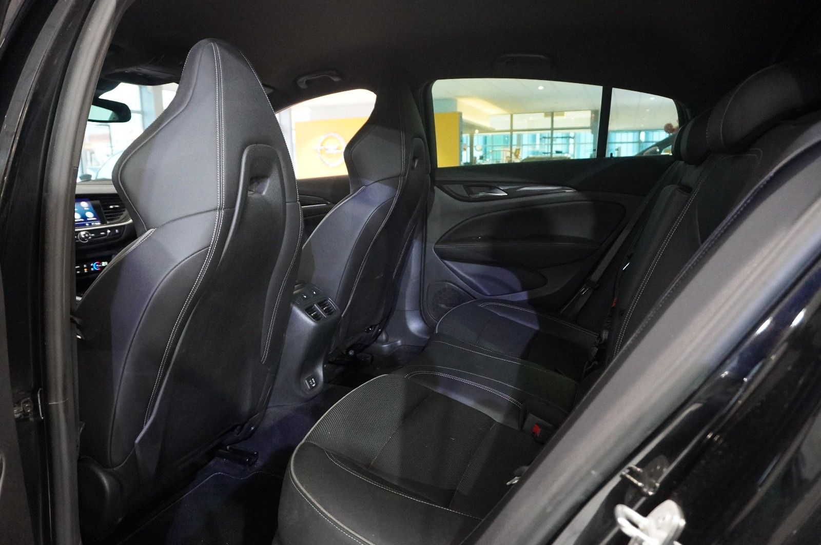 Fahrzeugabbildung Opel Insignia B GS GSi 4x4 PERFORMANCE/20"ALU/MASSAGE