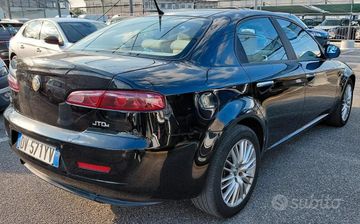 Alfa-Romeo 159 - 3