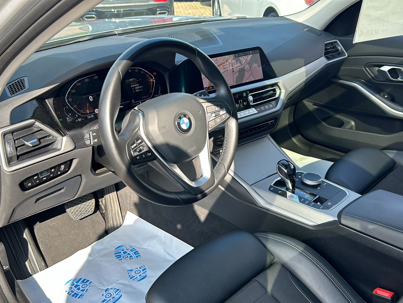 Fahrzeugabbildung BMW 318d  Touring Advantage