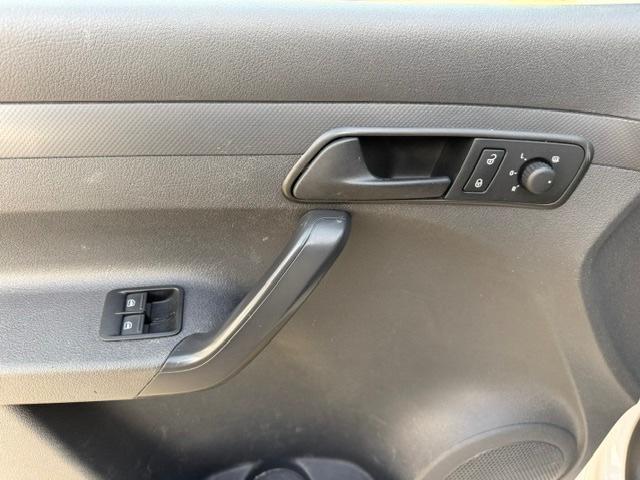 Volkswagen Caddy 2014 — photo 10