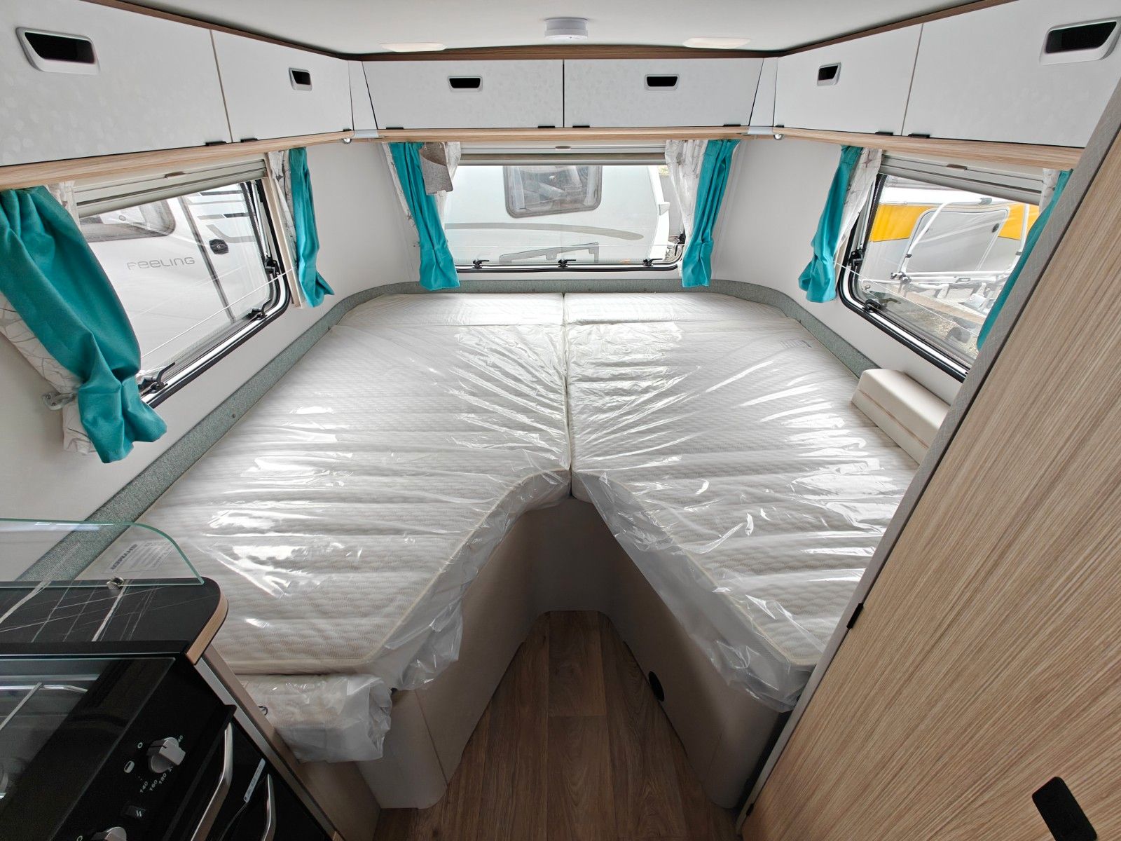 Fahrzeugabbildung HYMER / ERIBA / HYMERCAR Touring 642 Harbour Blue - JETZT 7.344€ SPAREN !