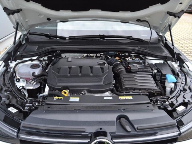 Passat Variant 2.0 TDI DSG Elegance IQ.DRIVE/AHK