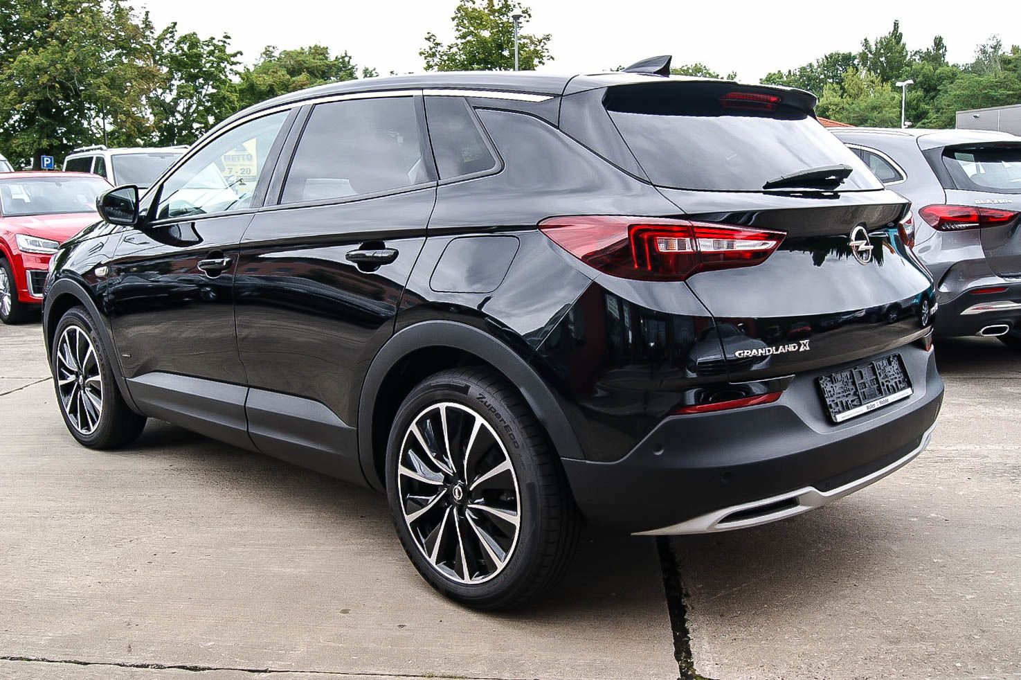 Fahrzeugabbildung Opel Grandland X 1.6T 4x4 Hybrid INNOVATION LED NAVI